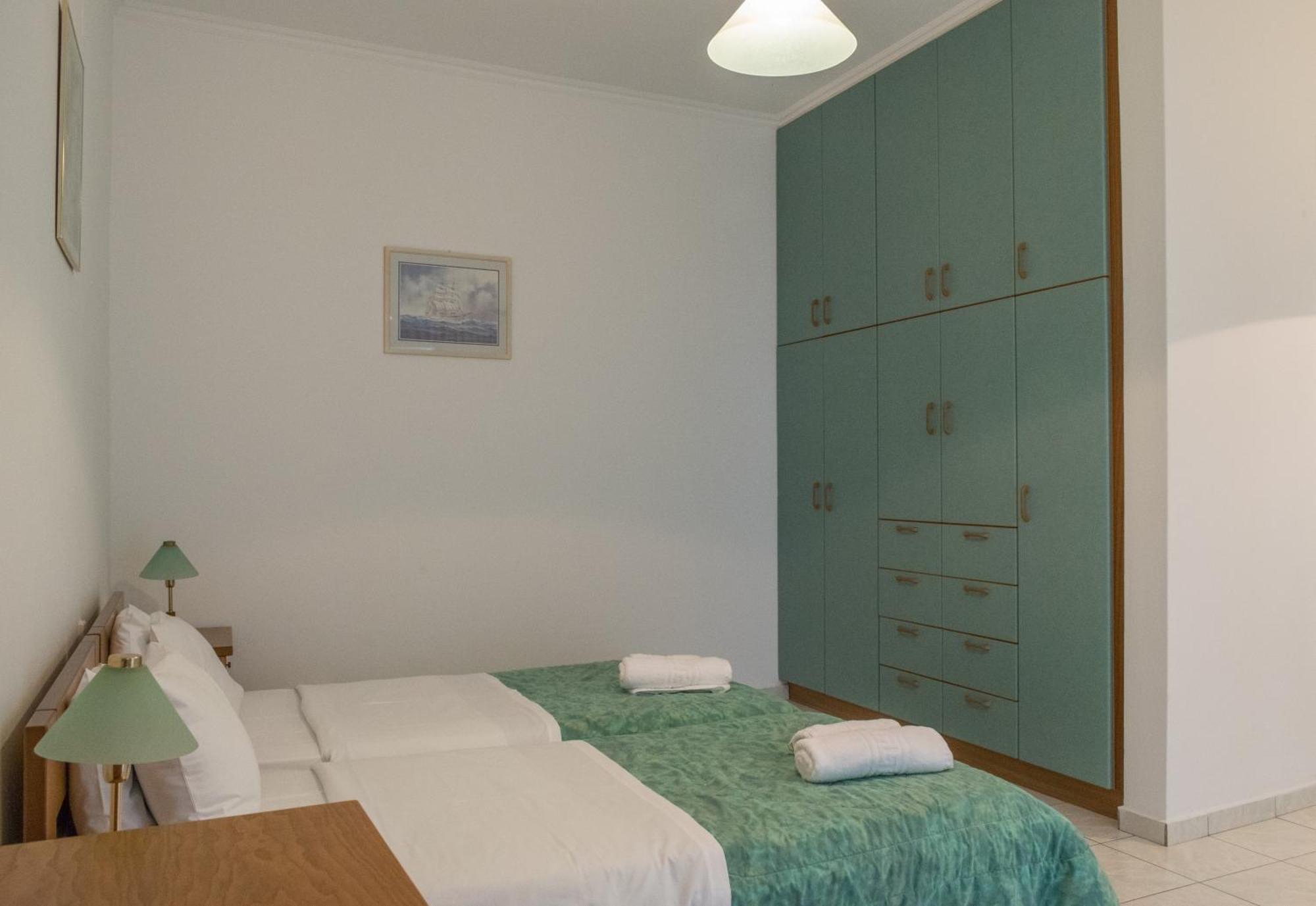 Tina'S Apartments Адамас Номер фото